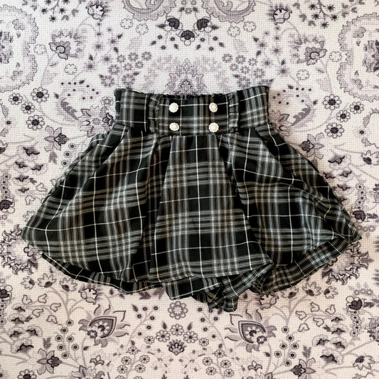 Noémie plaid skirt with shorts