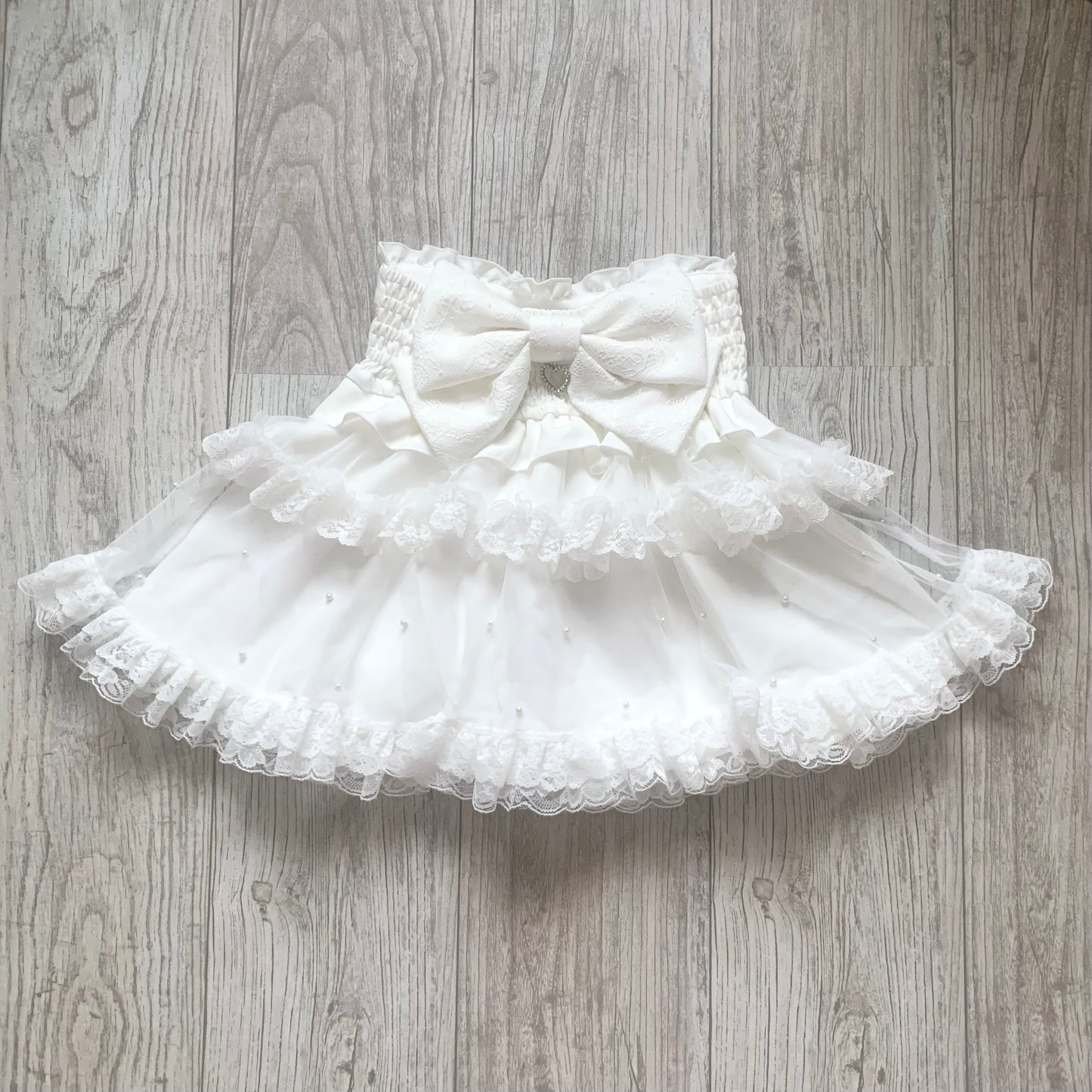 Noémie white fluffy skirt